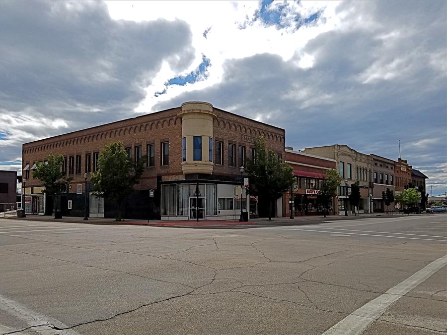Archive: Main Street, Caldwell Historic District, Idaho, 10 June 2018. Not Peaceful Valley Cemetery, children’s graves, or a Followers of Christ church.